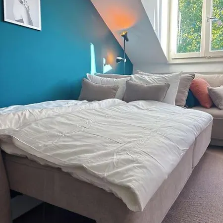 Swiss Apartment *